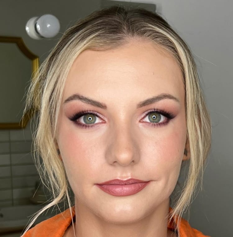 Dlaczego makijaż to motoryczny trening dla mózgu?